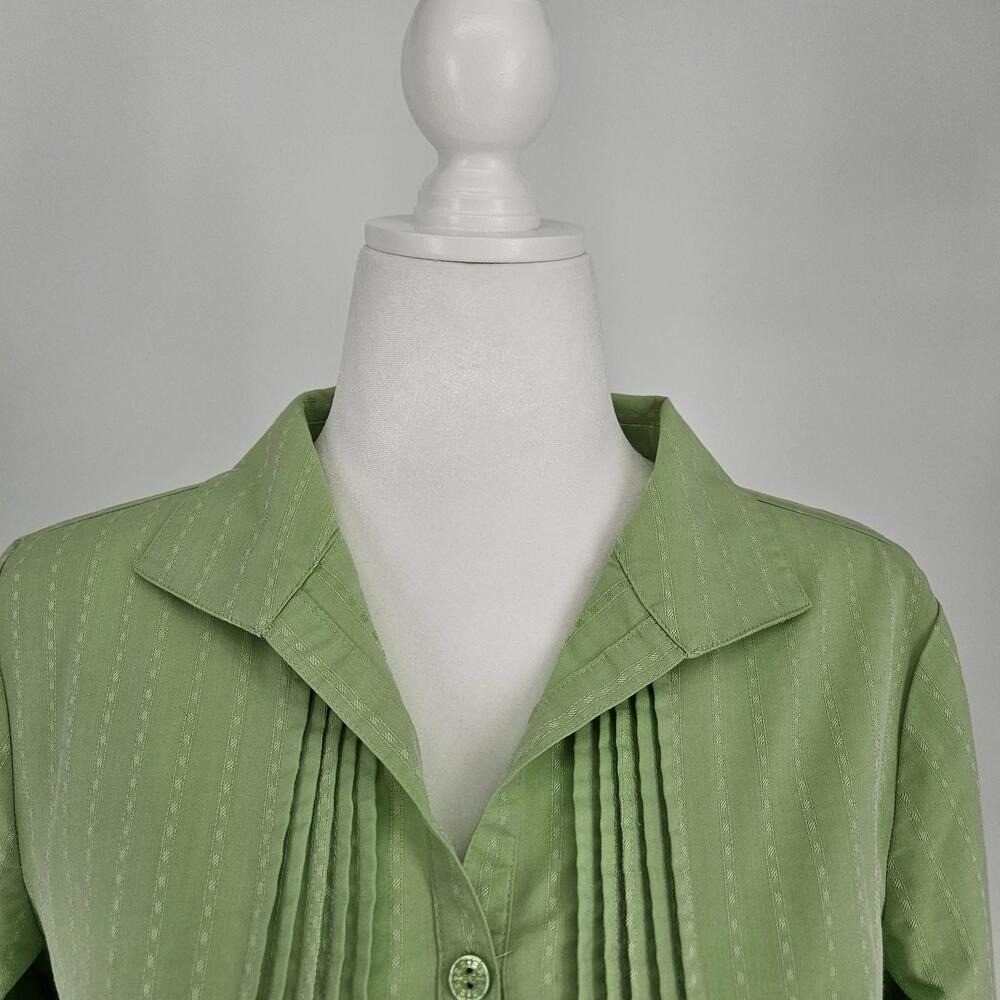 Coldwater Creek Button Up Shirt Womens PM Green Pleated Pintuck Long Sleeve Blou - Picture 3 of 11
